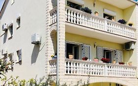 Villa Domora Apartments